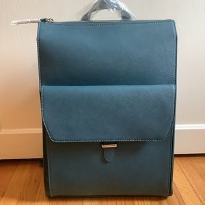 Samsonite NEW WITH TAGS 
WOMEN'S EXECUTIVE LEATHER CONVERTIBLE BACKPACK